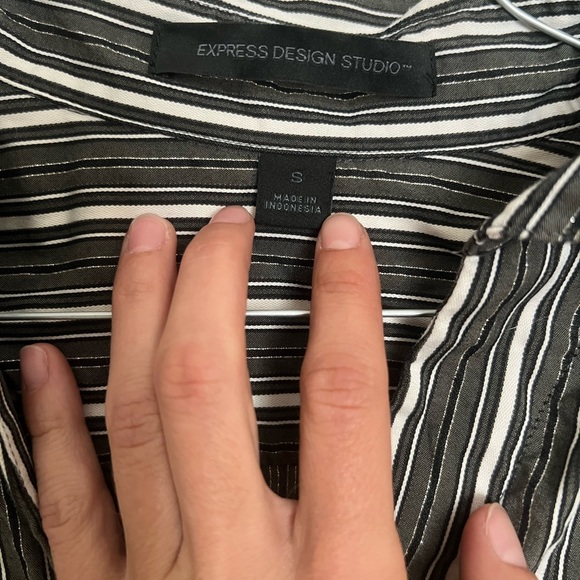 Classic button down shirt - Picture 2 of 2